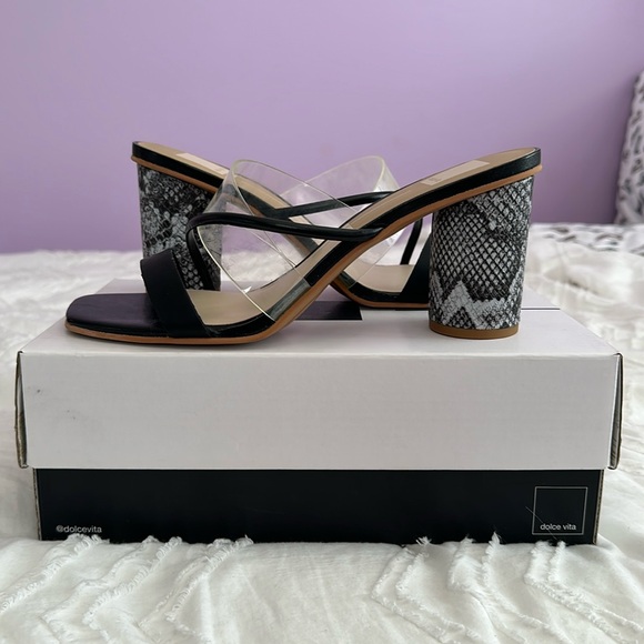 Dolce Vita Heels - Picture 1 of 3